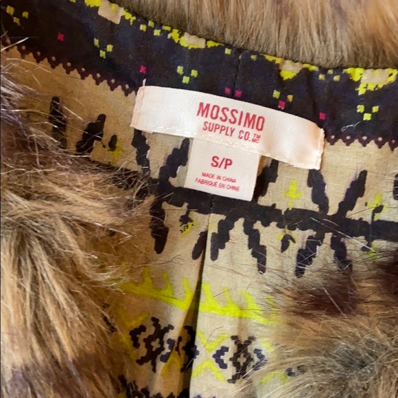 Massimo Faux Fur Vest - Picture 2 of 3